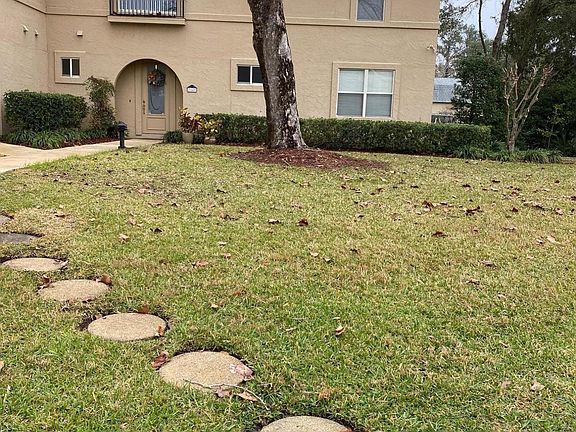 3rd image of 3849 Lavista Cir