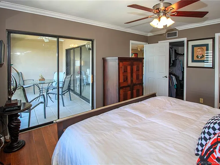 4720 NE Sandpebble Trce #403 — Photo 17