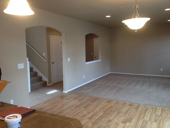 3rd image of 20582 SE Goldenrod Ln