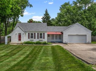 1328 Hanes Rd, Dayton, OH 45434
