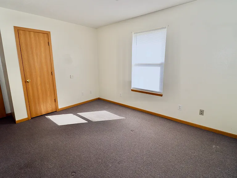 1248 Orchard Dr — Photo 7