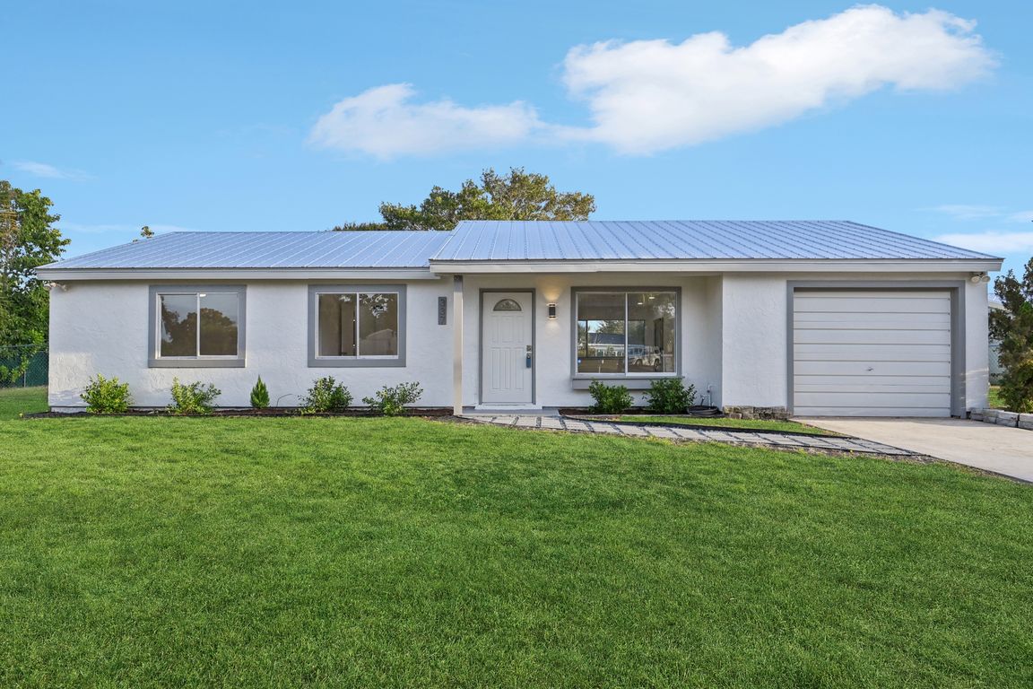 SW Cherryhill Rd-S1001-001.jpg