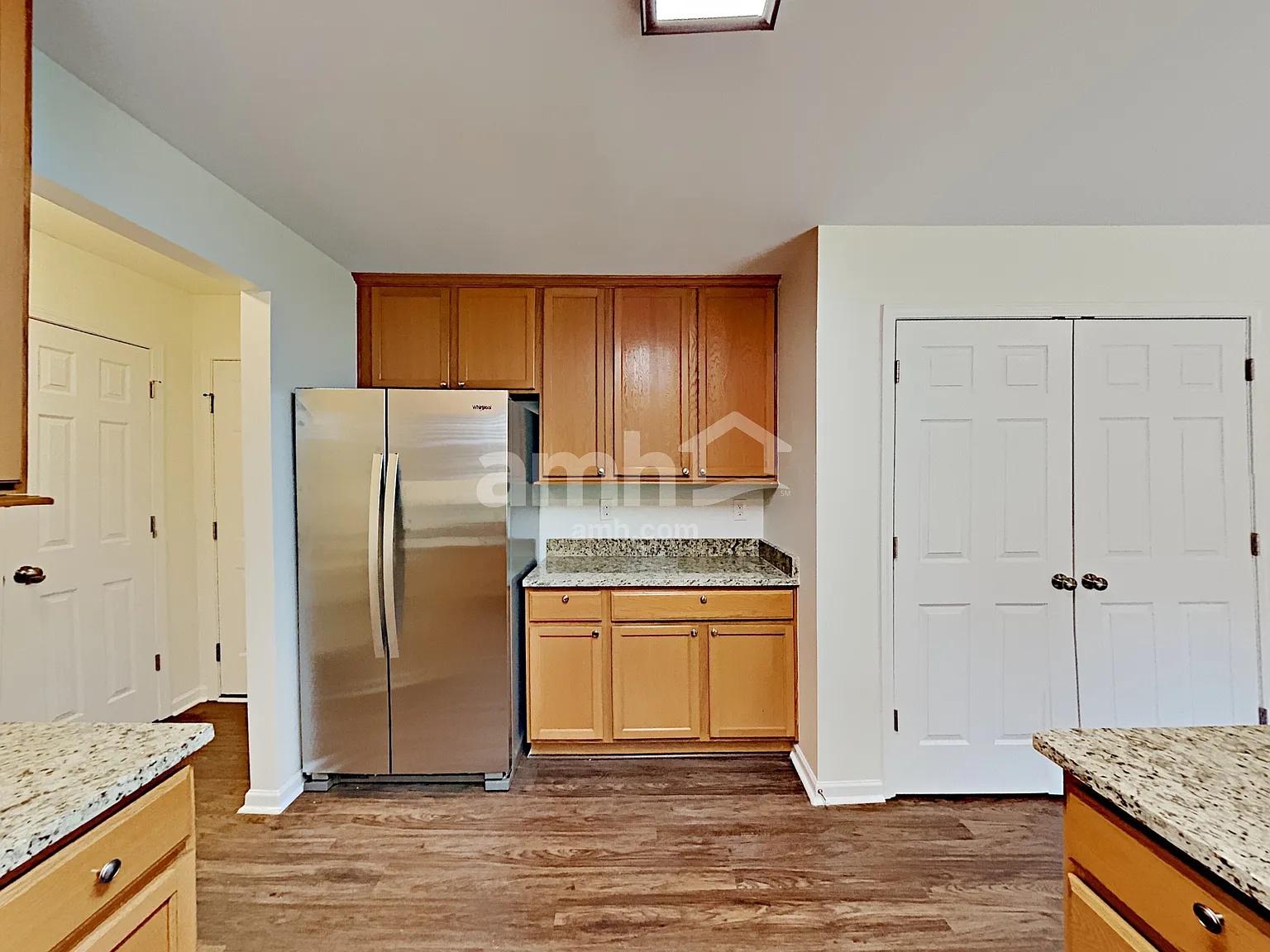 3 bed, 2.5 bath, 2080 sqft, $2,365 — Photo 3