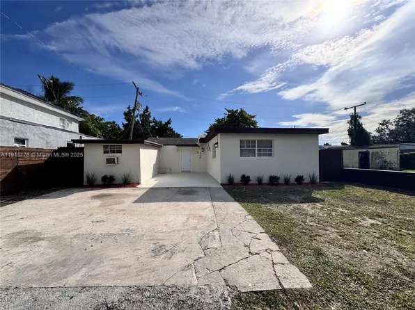 748 NW 77th Ter, Miami, FL 33150