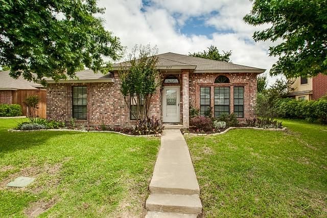 1st image of 977 Mauve Dr