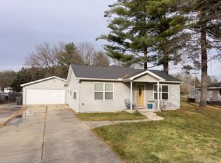 5078 Waldon Rd, Clarkston, MI 48348