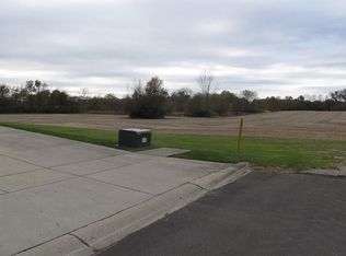 410 S Sawmill Rd, Whiteland, IN 46184