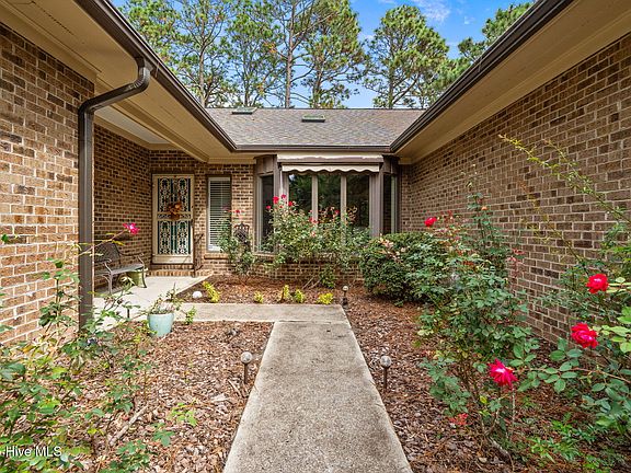 4th image of 160 Midland Drive
