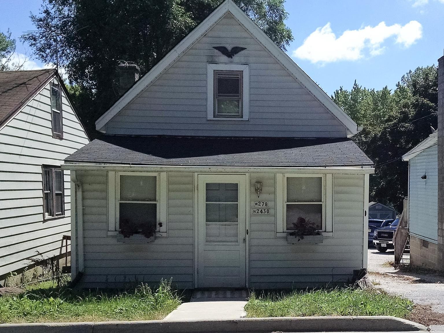 W278N2430 Edgewood Ave, Pewaukee, WI 53072 Zillow