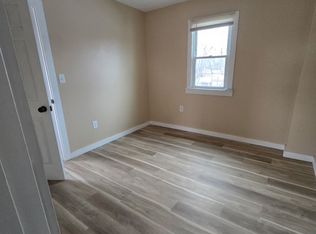 1438 E 45th St APT 1, Cleveland, OH 44103