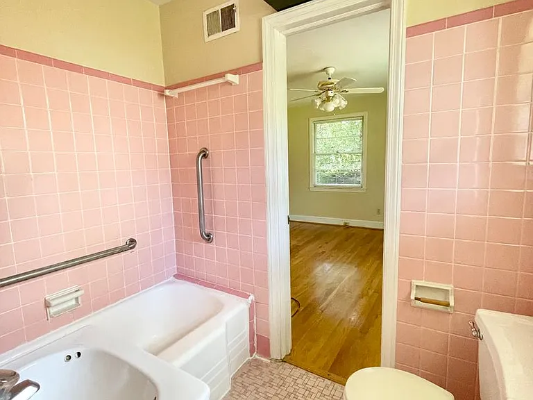 5906 Pine Valley Rd — Photo 15