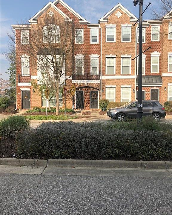 1st image of 680 Claire Ln