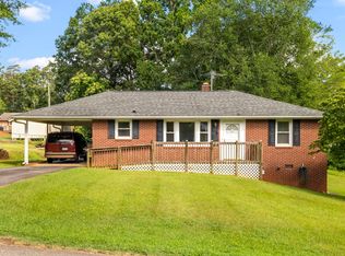114 W Carolina St, Duncan, SC 29334