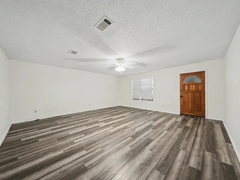 2904 Boyd Ave — Photo 9