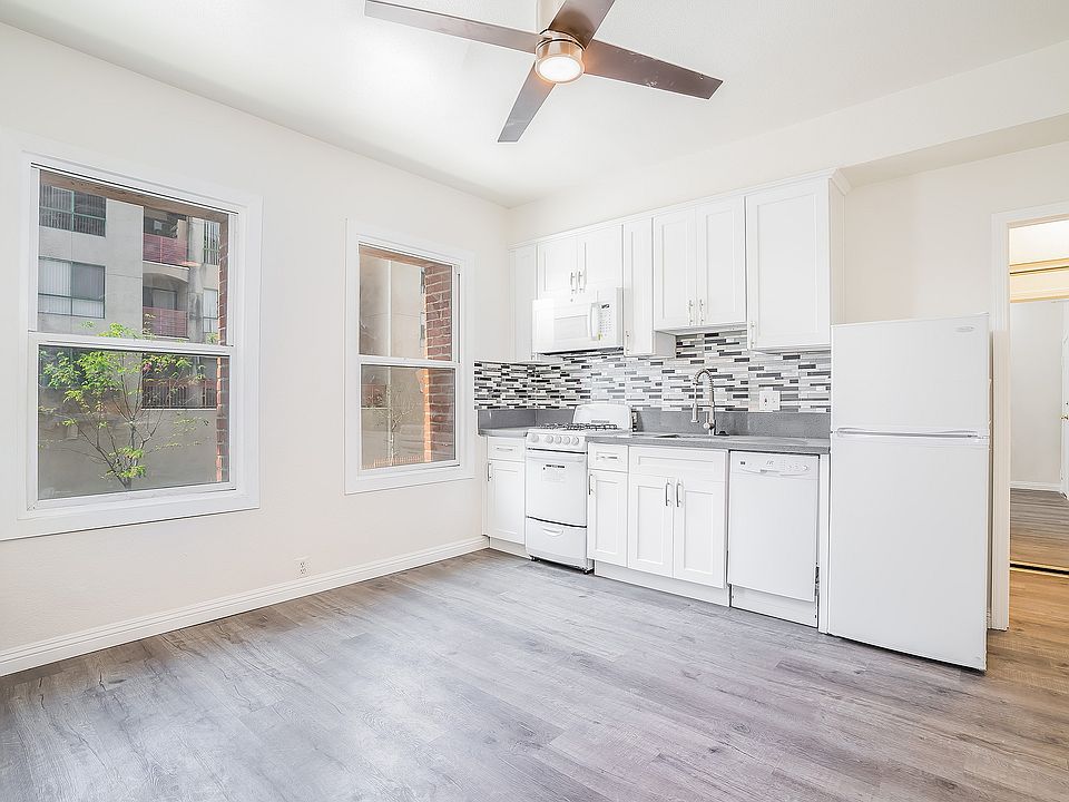 Carondelet Kitchen