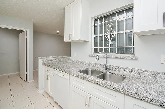 16518 Monte Carlo Ln — Photo 19