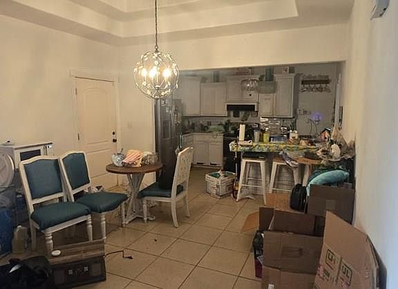 4th image of 1309 E 13th St