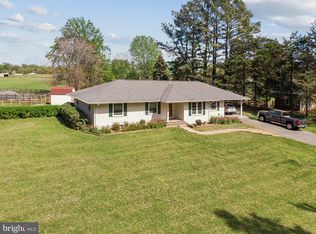 10009 Routts Hill Rd, Warrenton, VA 20186