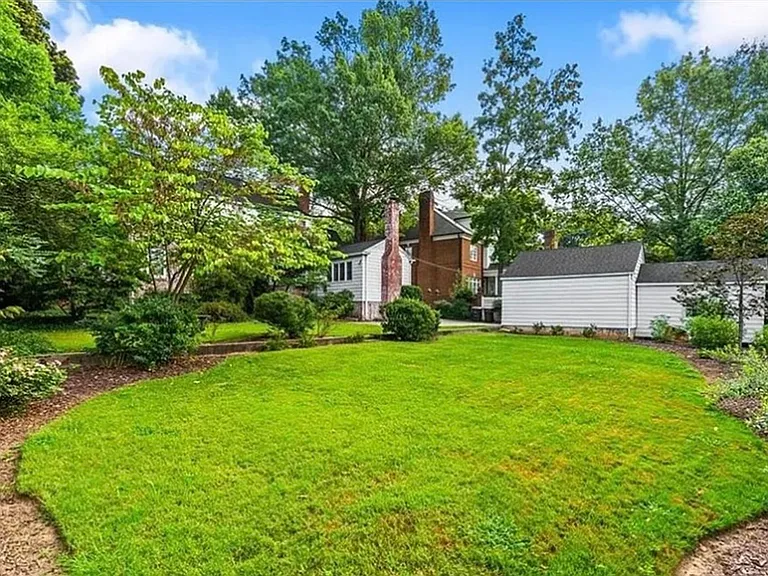 703 Woodland Dr — Photo 19