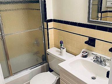 5th image of 82 W Amsterdam Ave