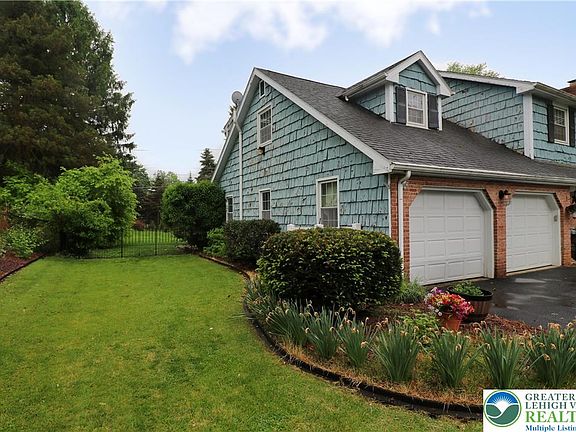 2nd image of 3076 Lindberg Ave