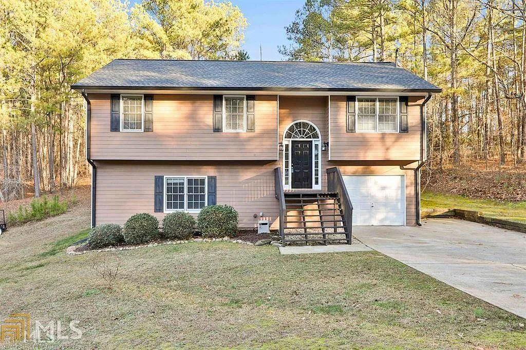 125 Balouse Gilley Dr photo 1