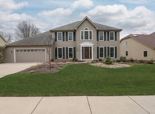 1408 Shaw Ave, Naperville, IL 60564