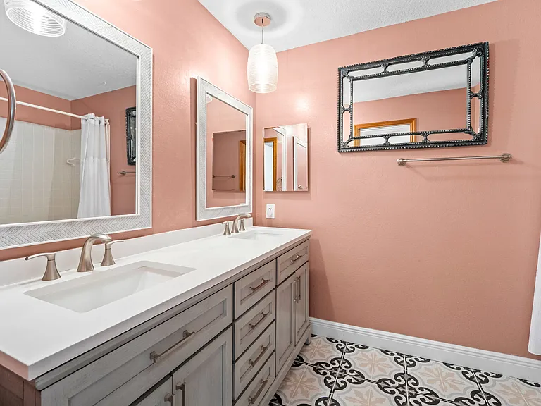 751 Greenwood Manor Cir — Photo 18