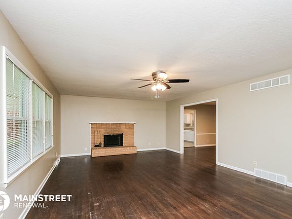 4th image of 8701 Glenwood Ave