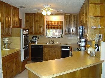 5th image of 2325 Stone Glen Ln