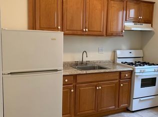 26-17 30th St #2R, Astoria, NY 11102