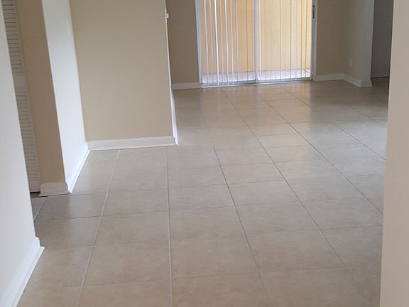 4th image of 7680 Westwood Dr APT 810