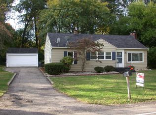 1424 Winters Dr, Portage, MI 49002