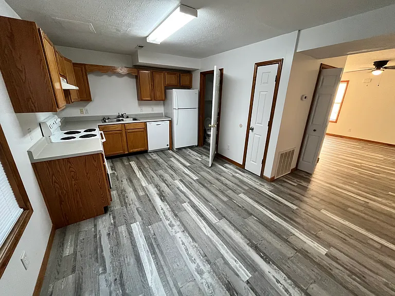 Faith Court Townhomes — Photo 10
