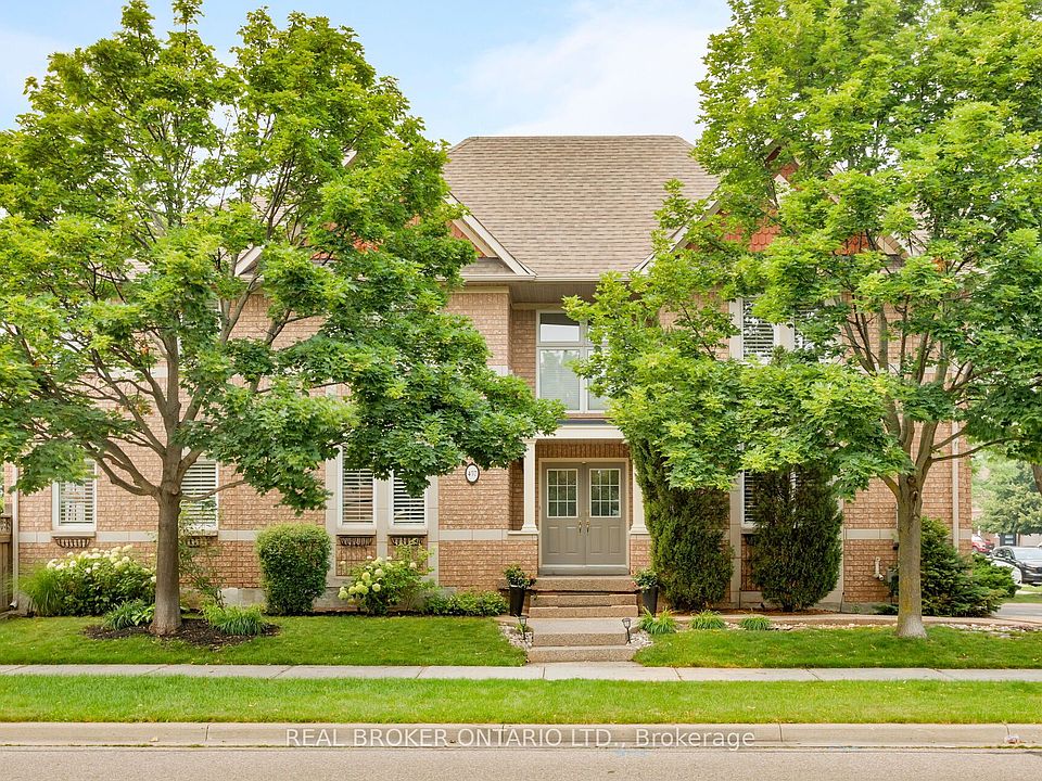 1st image of 457 Ravineview Way