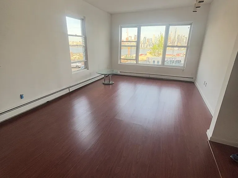 5107 Boulevard East #FIRST — Photo 5