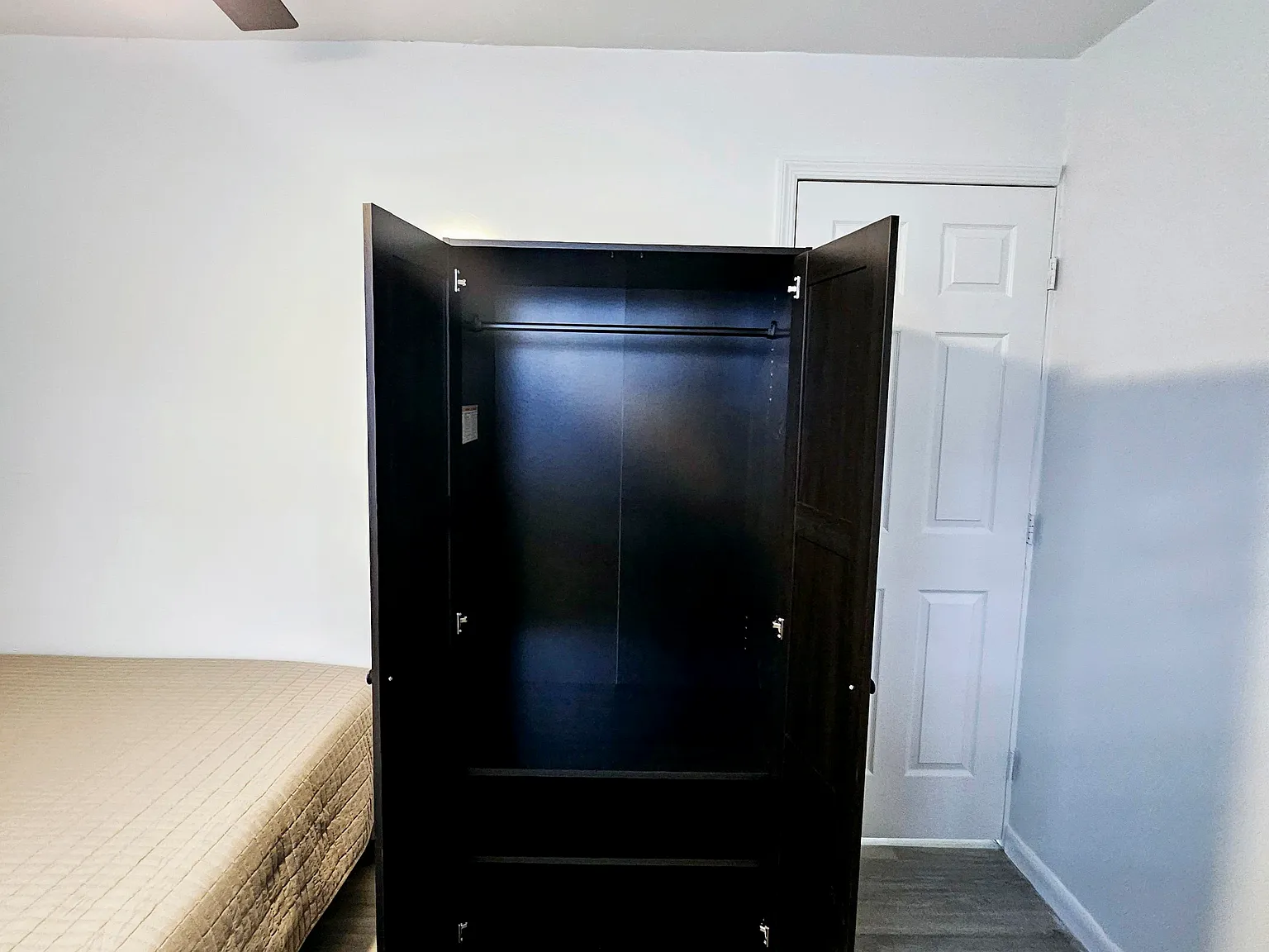 4 bed, 2.0 bath, 1062 sqft, $815 — Photo 4