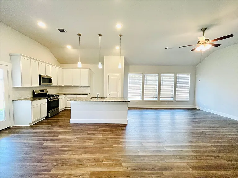 216 Catalina Cove Dr — Photo 7