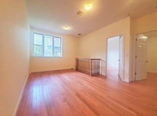 417 Hart St #1R, Brooklyn, NY 11221