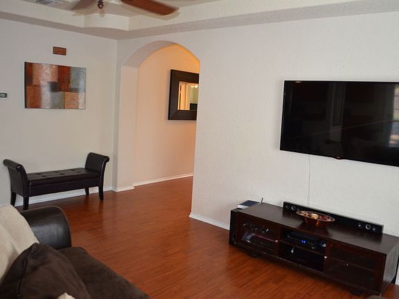 5th image of 8831 Fenwood St