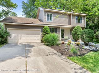 3672 David Ln, Lansing, MI 48911