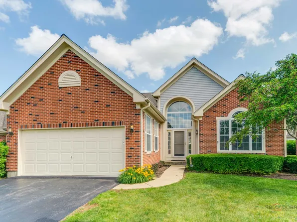 17503 W Stillwater Ct, Gurnee, IL 60031