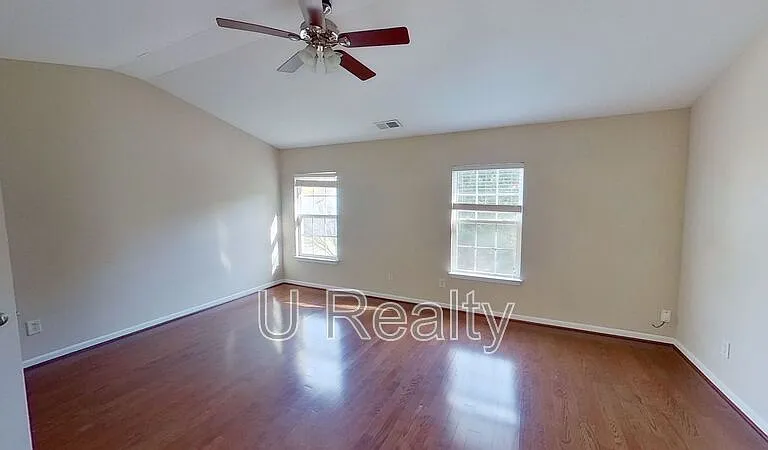 10009 Barrands Ln — Photo 13