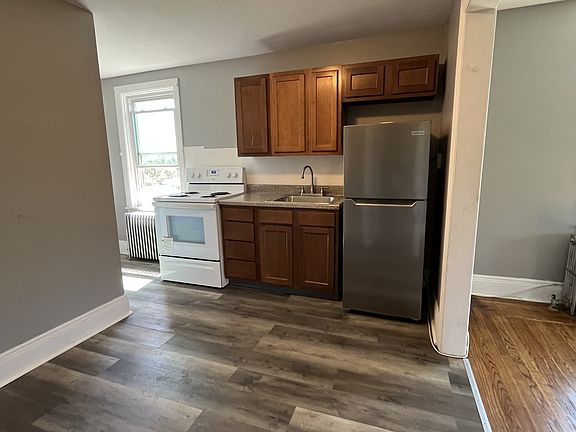 2nd image of 240 Saratoga St #11259694