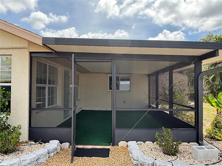 10123 Bay Ave — Photo 34