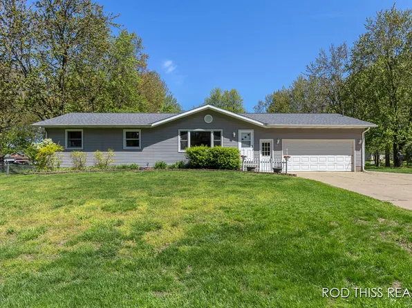 9497 Marylou St, Zeeland, MI 49464