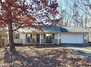 135 Skyline Ln, Powell, TN 37849