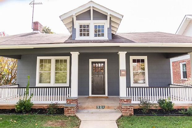 1st image of 321 Yeardley Ave