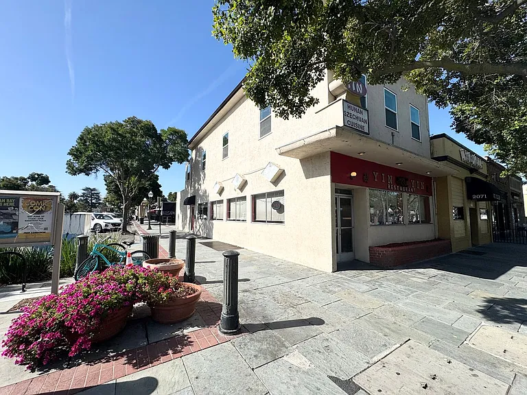 223 S K St — Photo 15