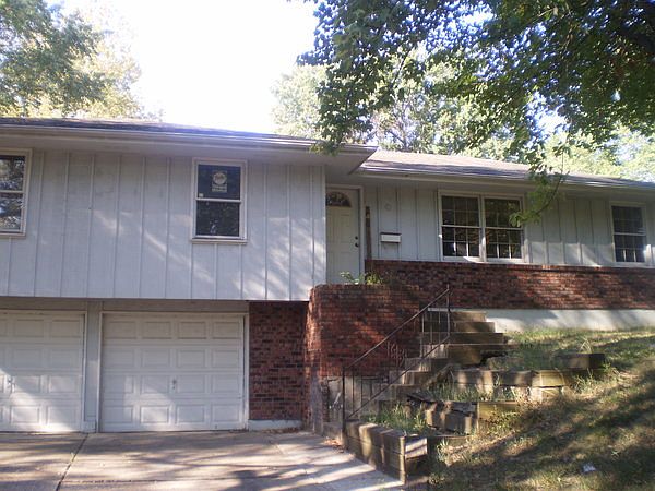 1st image of 8409 E 103rd Ter